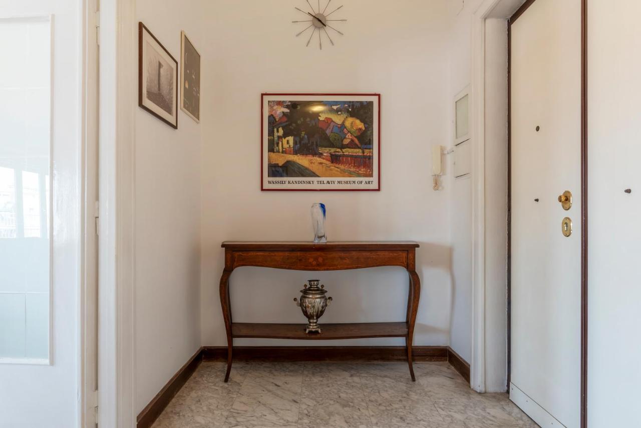 Roomy And Bright Apartment With Terrace 罗马 外观 照片